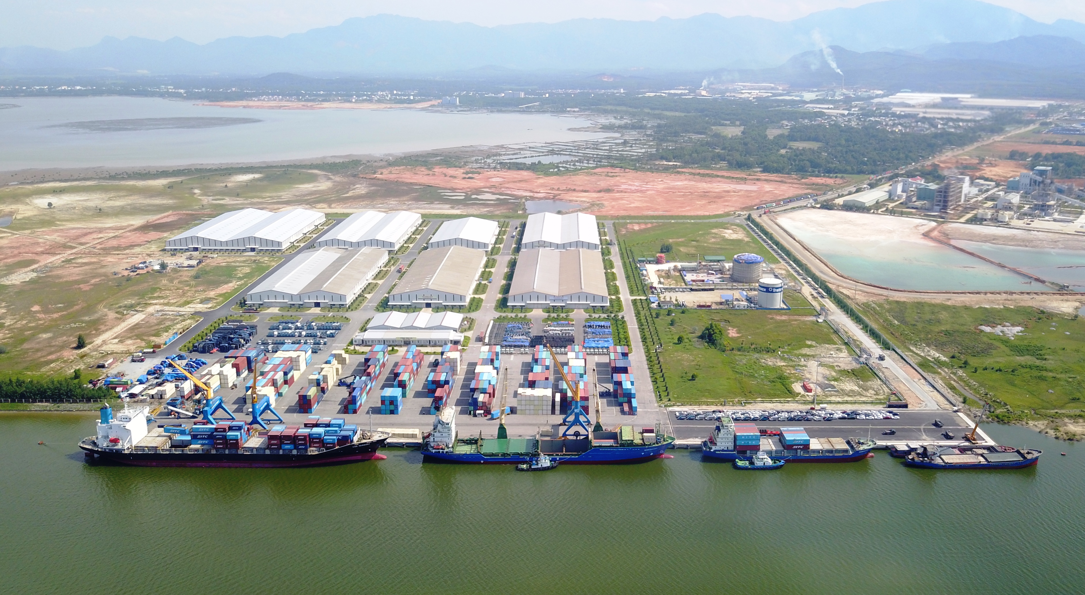 Cảng biển Chu Lai sau đầu tư, nâng cấp. Ảnh: MINH HẢI