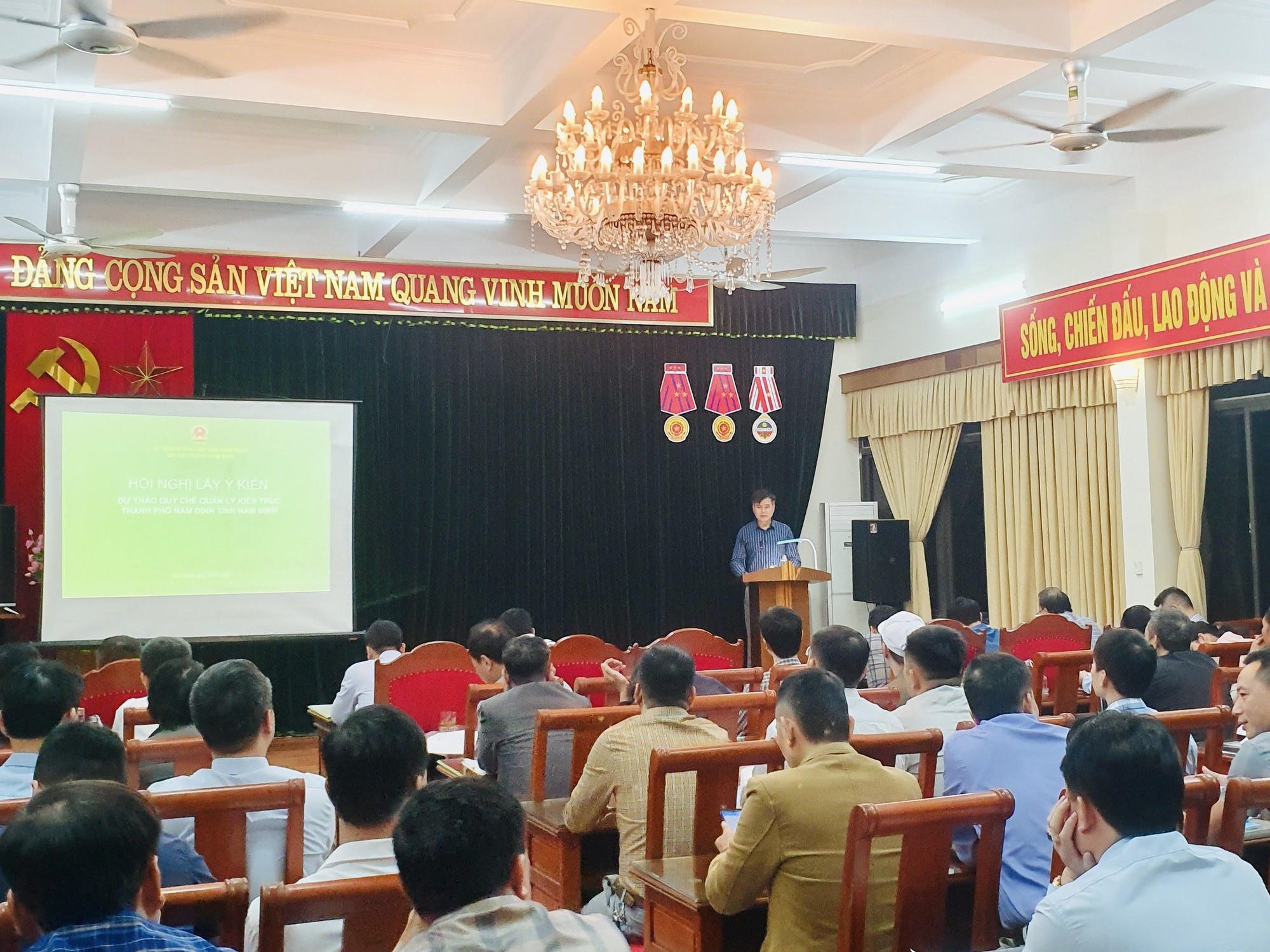 Hội nghị lấy ý kiến quy chế quản lý kiến trúc TP. Nam Định- Ảnh 1.