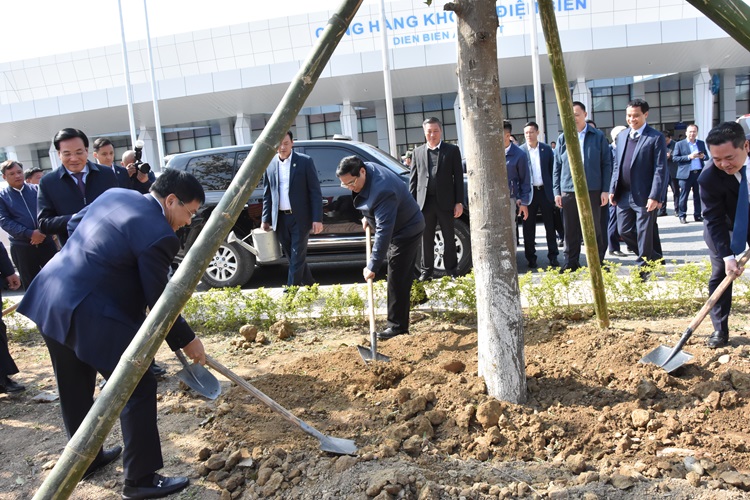 Khánh thành Dự án đầu tư xây dựng mở rộng Cảng hàng không Điện Biên- Ảnh 9.
