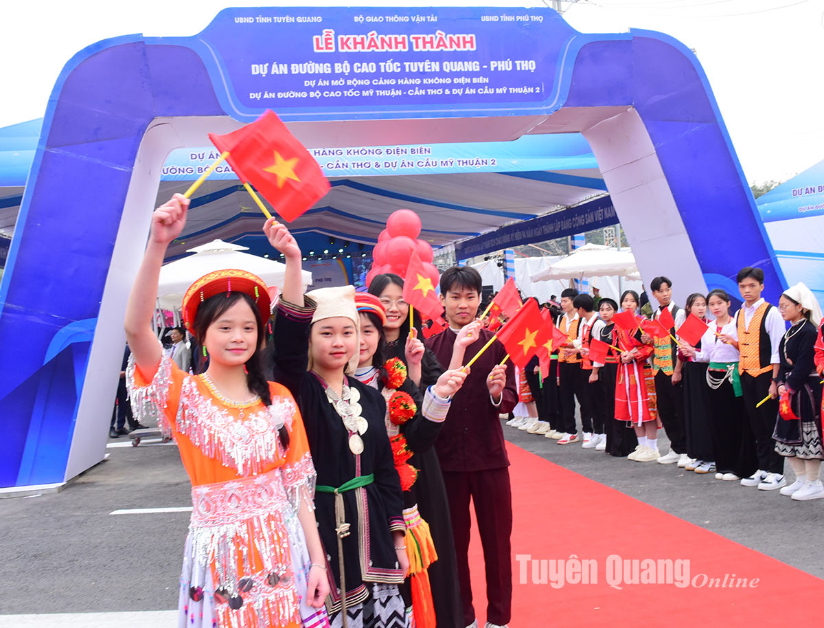 Cao tốc Tuyên Quang - Phú Thọ chính thức khánh thành đưa vào sử dụng- Ảnh 12.