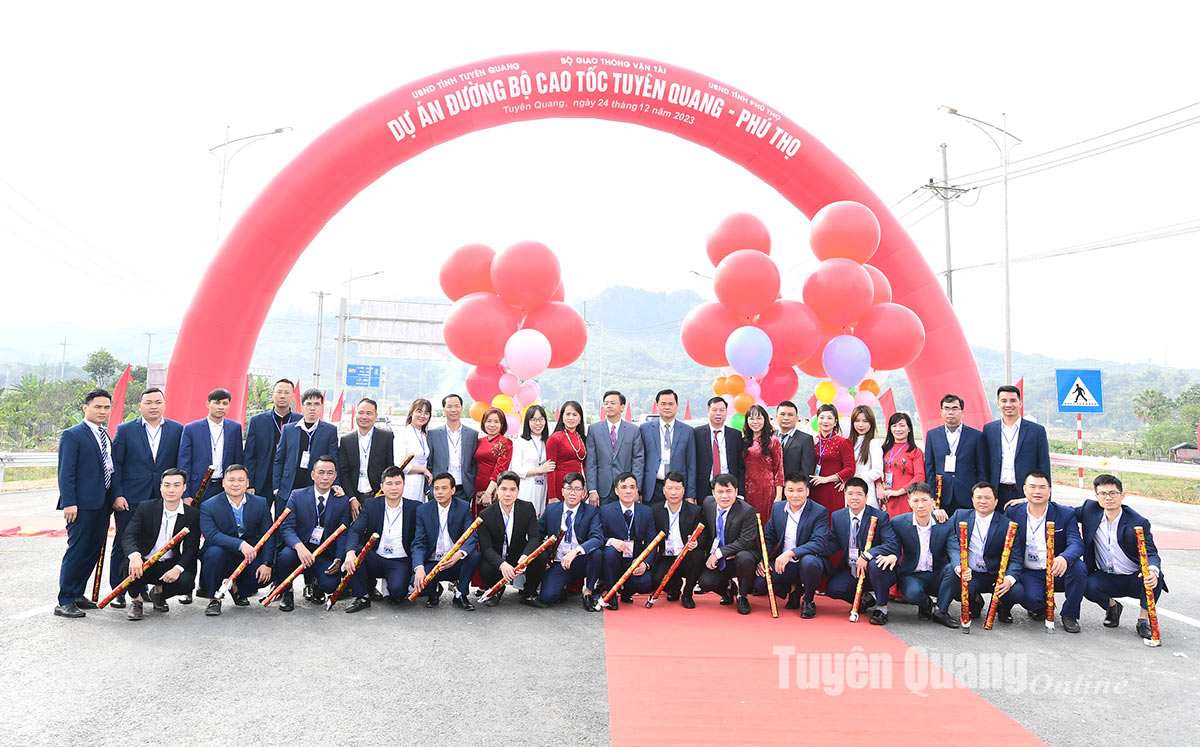 Cao tốc Tuyên Quang - Phú Thọ chính thức khánh thành đưa vào sử dụng- Ảnh 11.