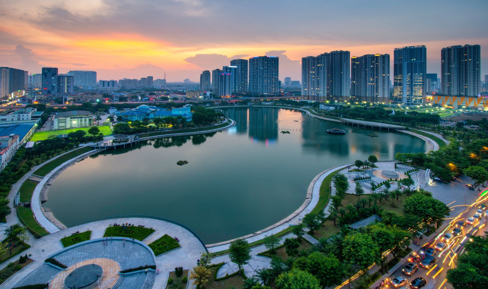 Phát triển đô thị Hà Nội: Quy hoạch cần được thực hiện nghiêm túc- Ảnh 3.
