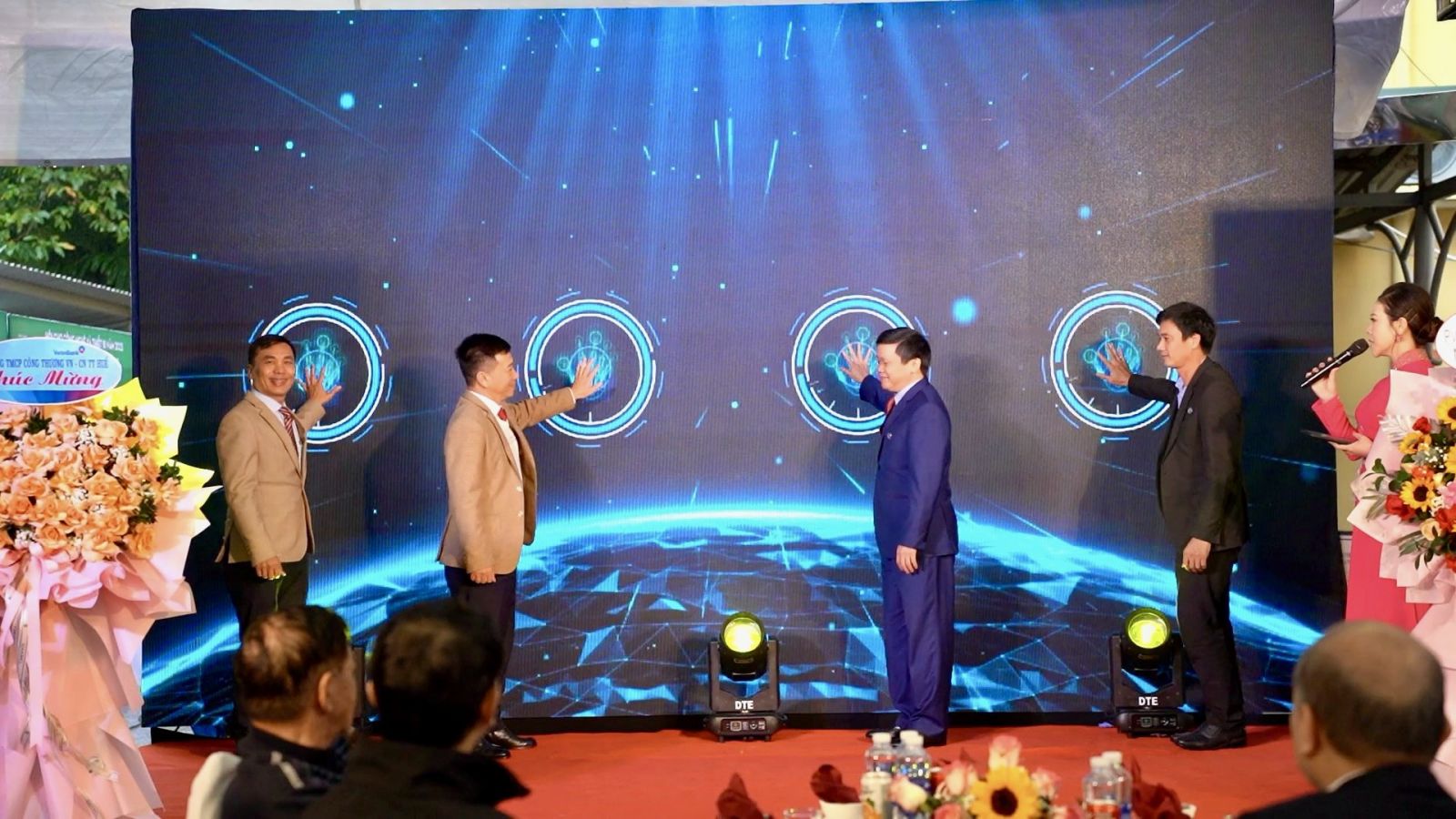 Thừa Thiên Huế: Khai trương 2 trụ sở phục vụ tư vấn, hỗ trợ dịch vụ Khoa học công nghệ và Đổi mới sáng tạo- Ảnh 2.