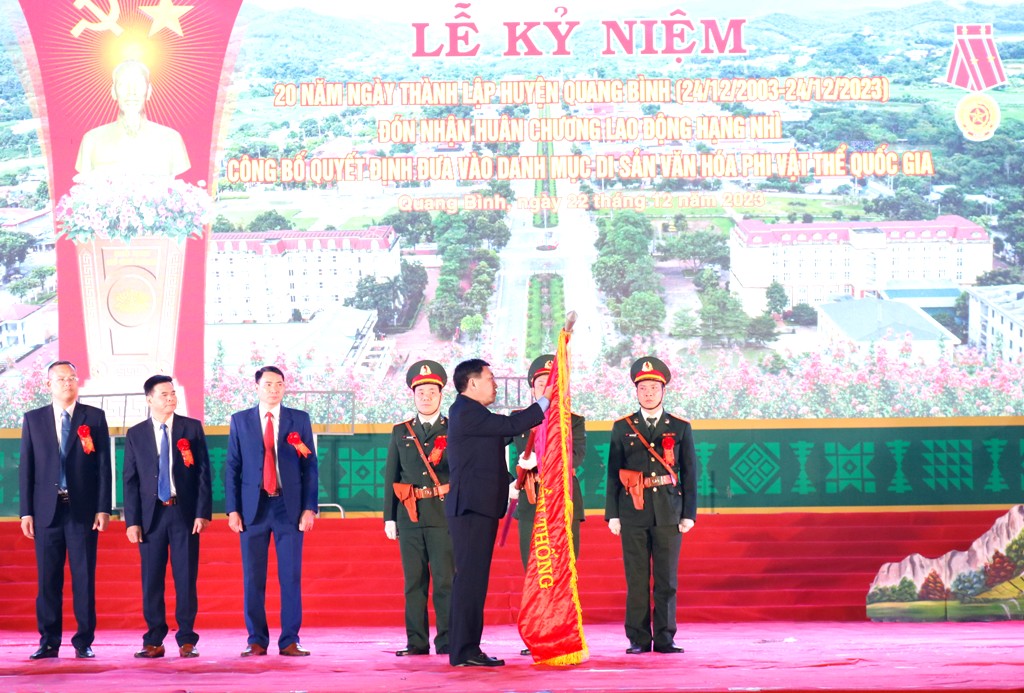 Kỷ niệm 20 năm ngày thành lập huyện Quang Bình- Ảnh 5.