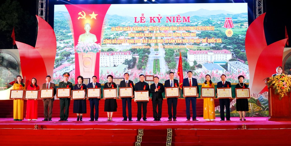 Kỷ niệm 20 năm ngày thành lập huyện Quang Bình- Ảnh 9.