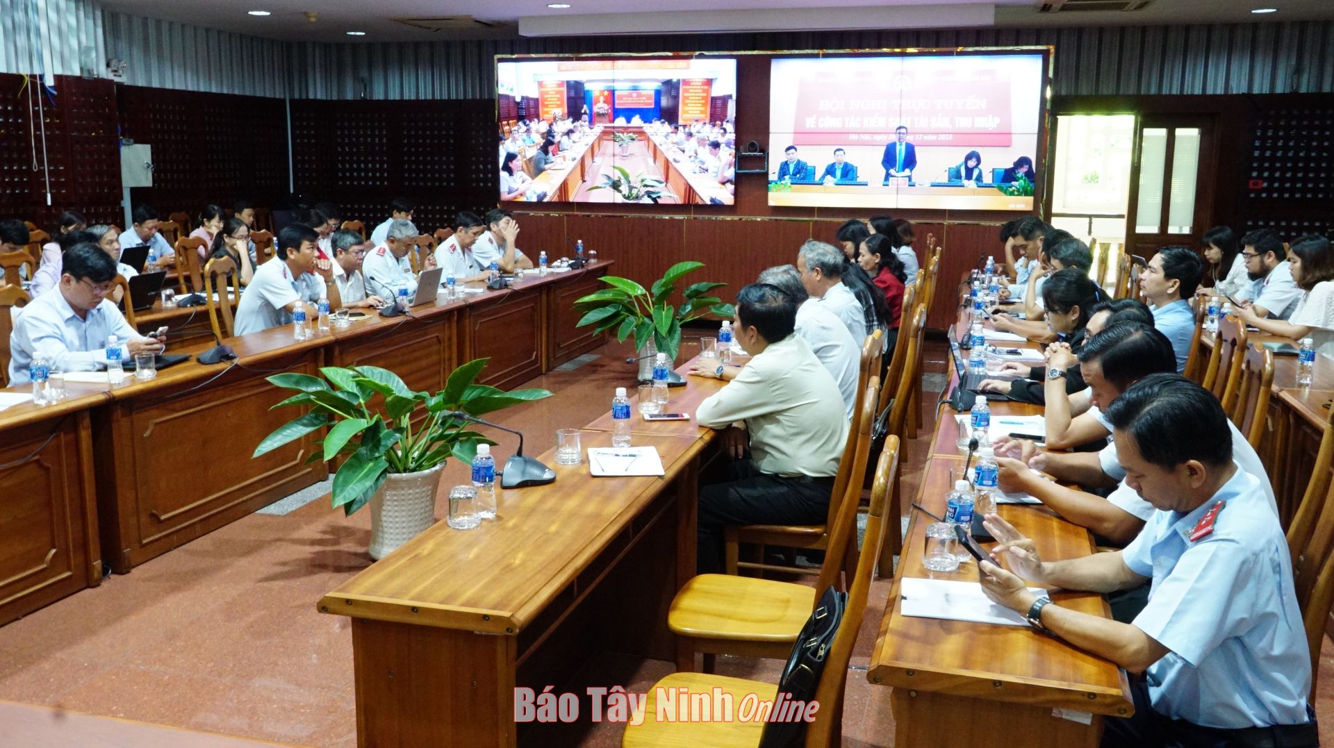 Tây Ninh: Kiểm soát việc kê khai tài sản, thu nhập để phòng ngừa tham nhũng- Ảnh 1.