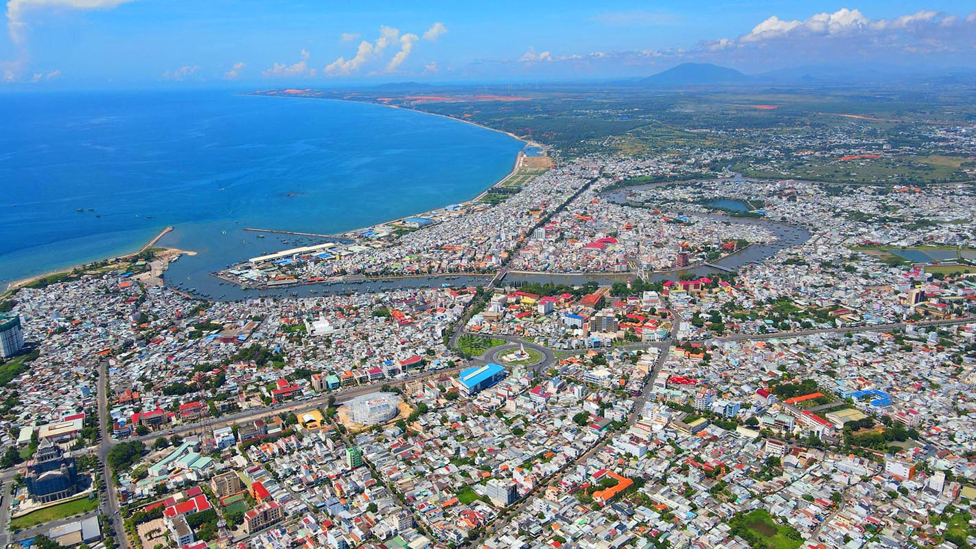 Đến năm 2050, Bình Thuận trở thành cực phát triển quan trọng của khu vực duyên hải Trung Bộ- Ảnh 1.