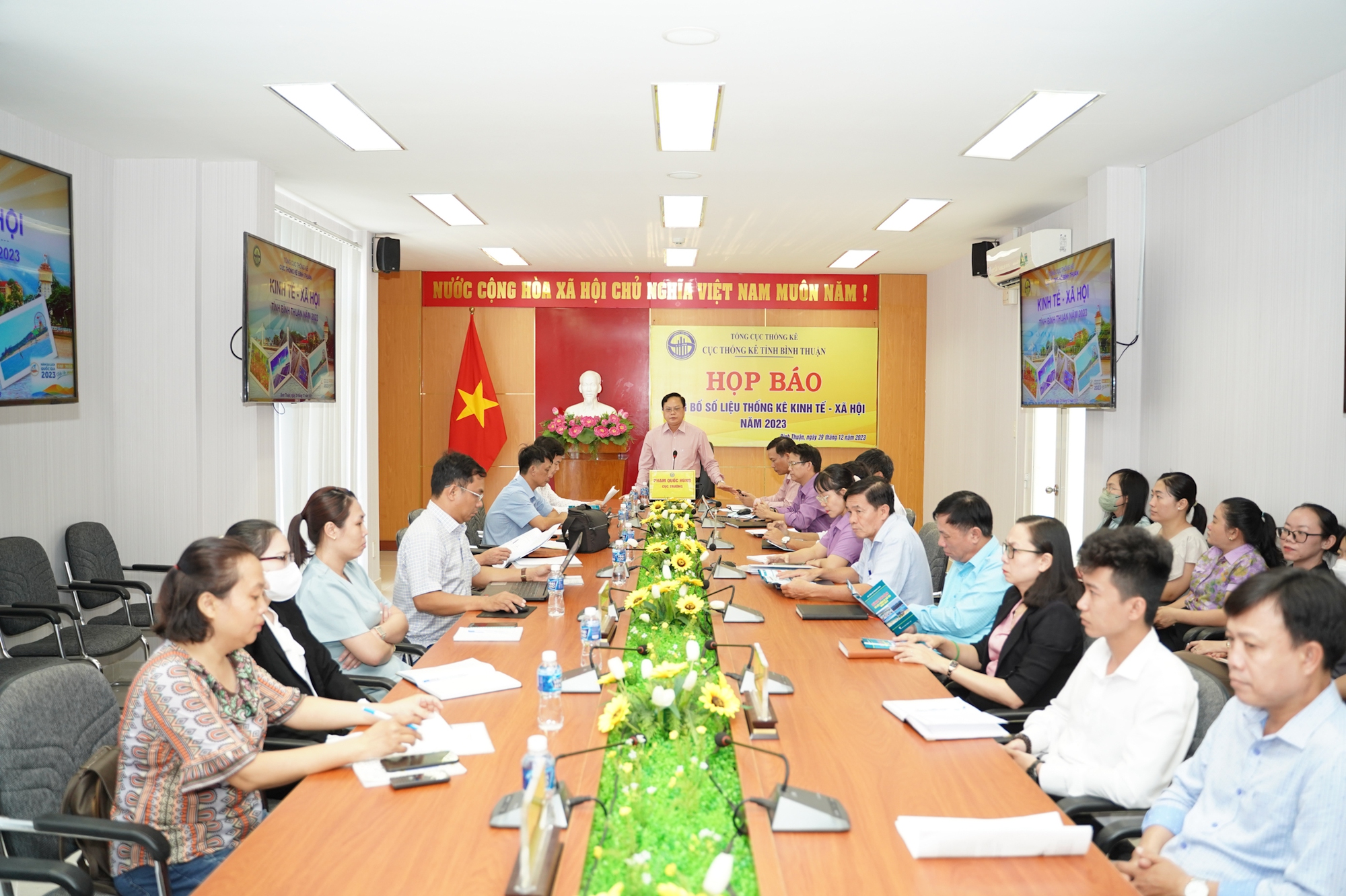 Năm 2023, GRDP của Bình Thuận tăng 8,1%, xếp thứ 14/63 tỉnh, thành- Ảnh 2.