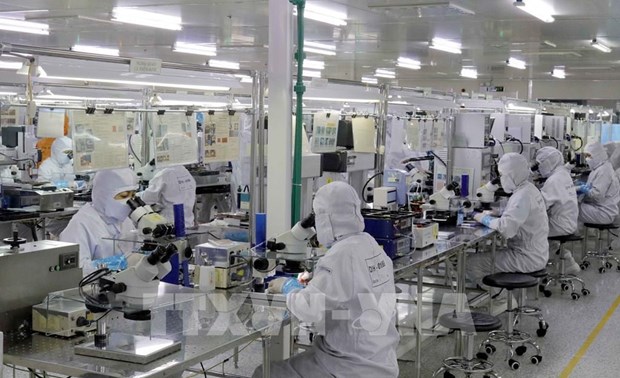 Vietnam has room to develop high-value manufacturing: Cushman & Wakefield- Ảnh 1.