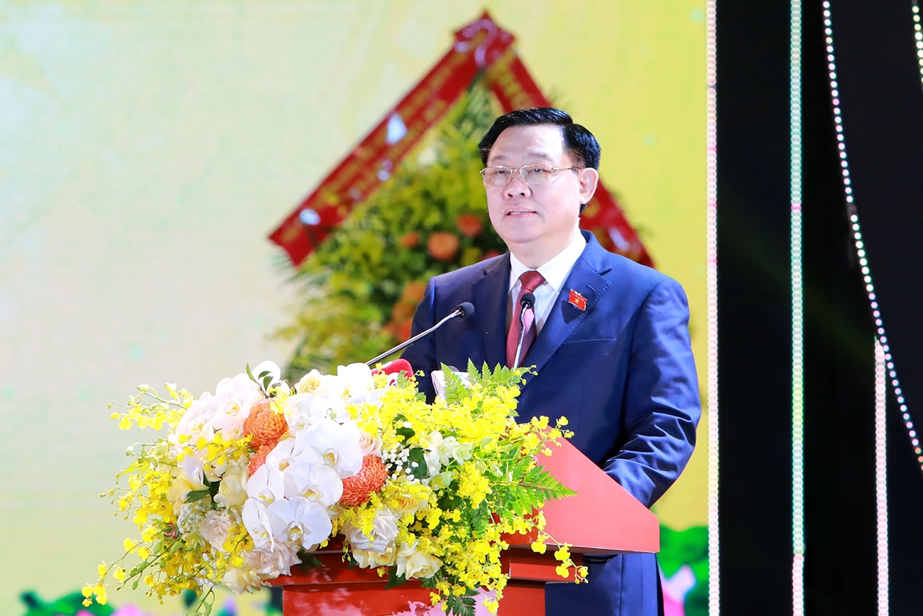 Bắc Giang: Lễ công bố Nghị quyết của Quốc hội về thành lập thị xã Việt Yên- Ảnh 4.