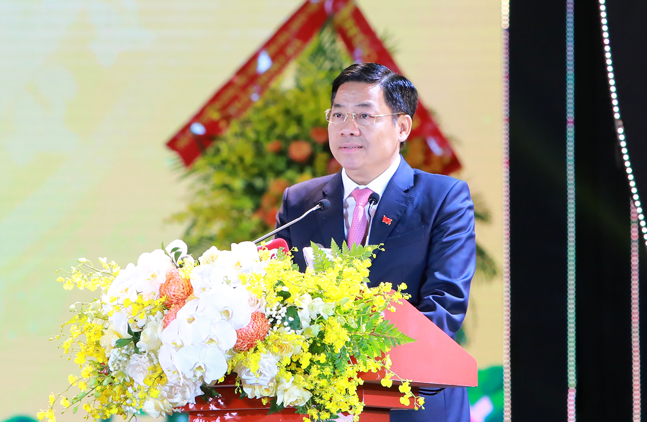Bắc Giang: Lễ công bố Nghị quyết của Quốc hội về thành lập thị xã Việt Yên- Ảnh 5.