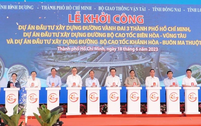 Thành phố Hồ Chí Minh công bố 10 dấu ấn nổi bật của năm 2023- Ảnh 1.