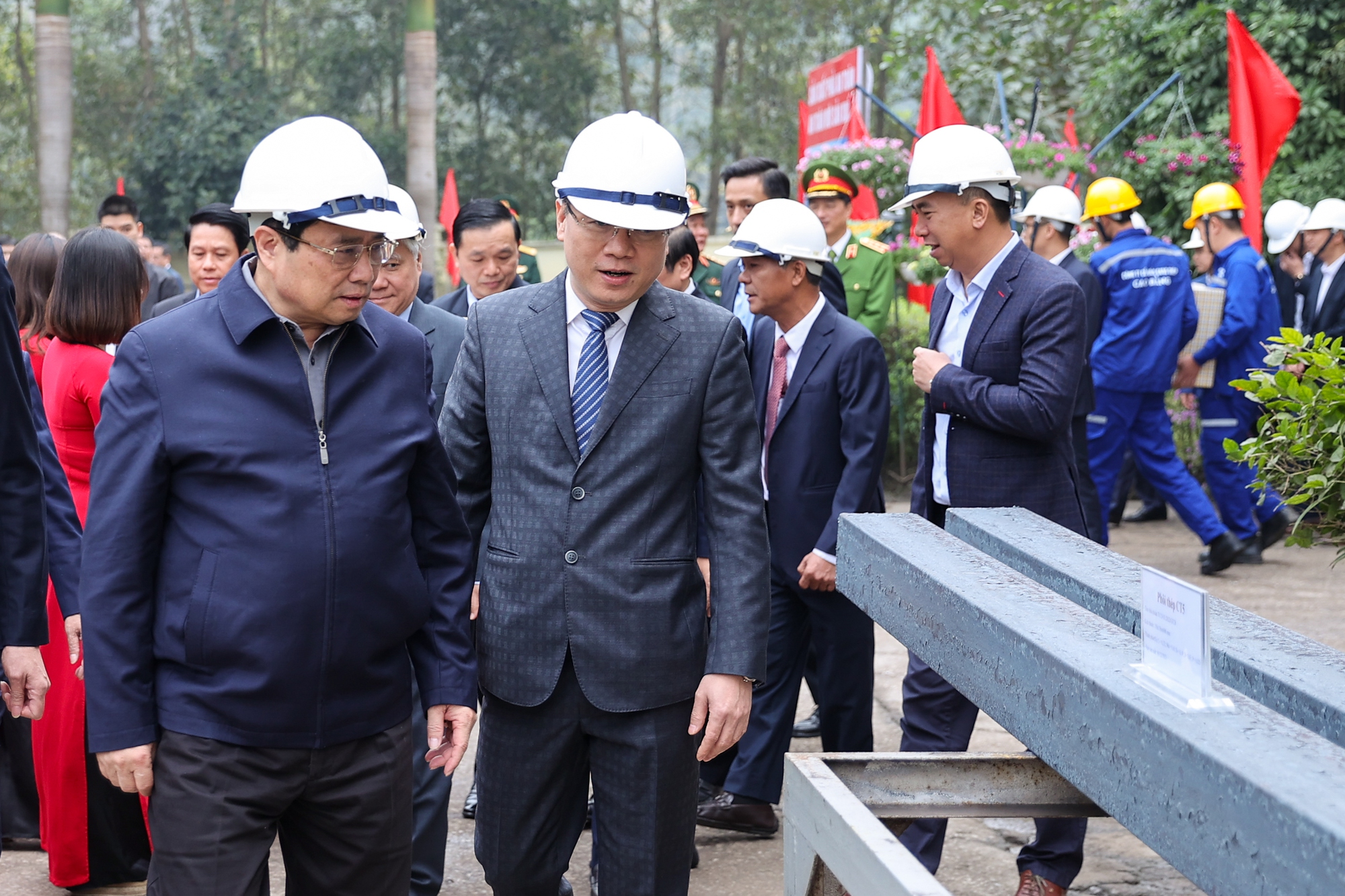 Thủ tướng Phạm Minh Chính: Cao Bằng cần đẩy mạnh phát triển kinh tế cửa khẩu- Ảnh 10.