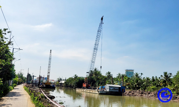 Tiền Giang: Tập trung thực hiện công tác giải phóng mặt bằng dự án Đường giao thông hai bên bờ sông Bảo Định- Ảnh 1.