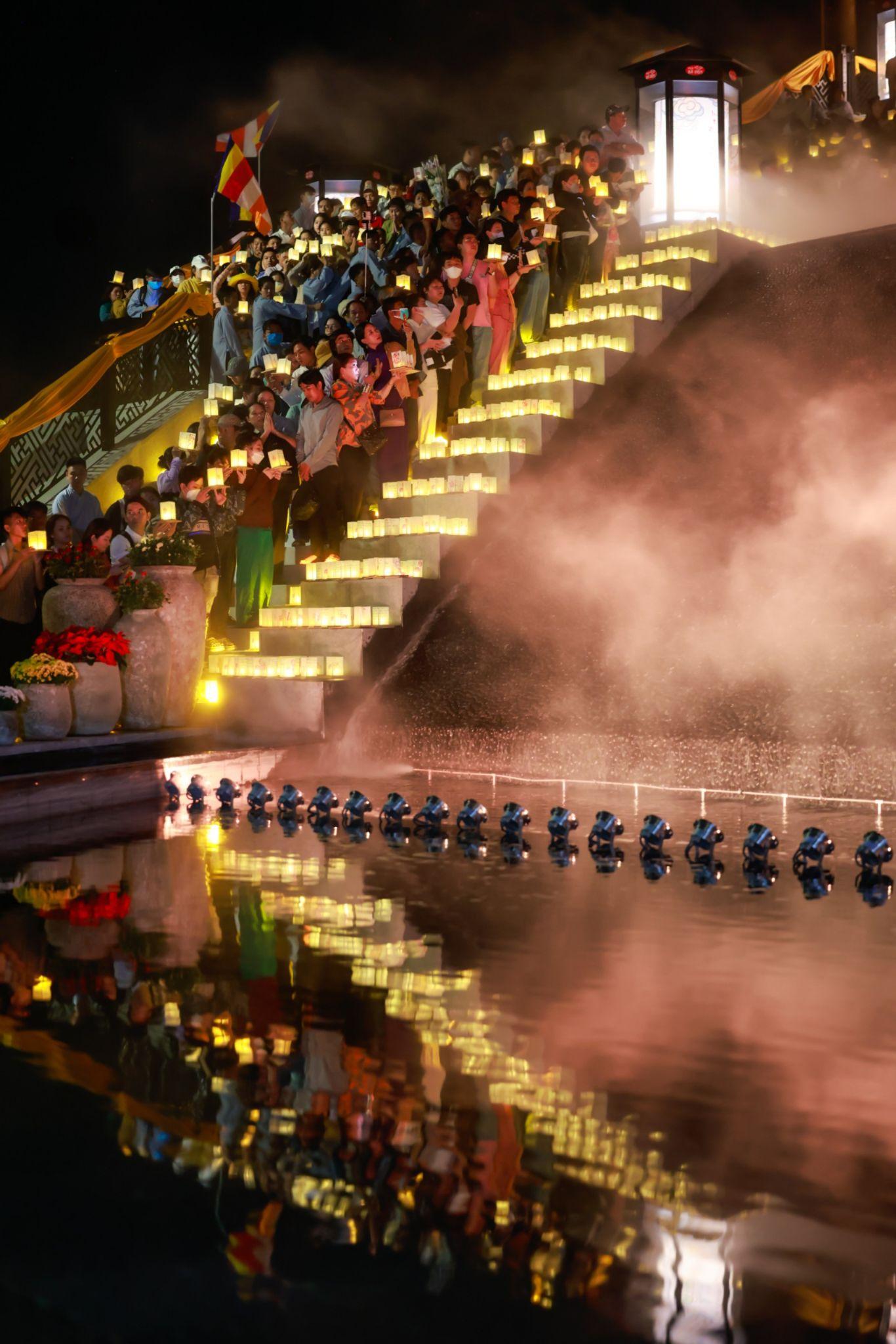 Hơn 500 Tăng ni sư tham dự Lễ An vị Tôn tượng Bồ Tát Di Lặc quy mô trên núi Bà Đen, Tây Ninh- Ảnh 3.