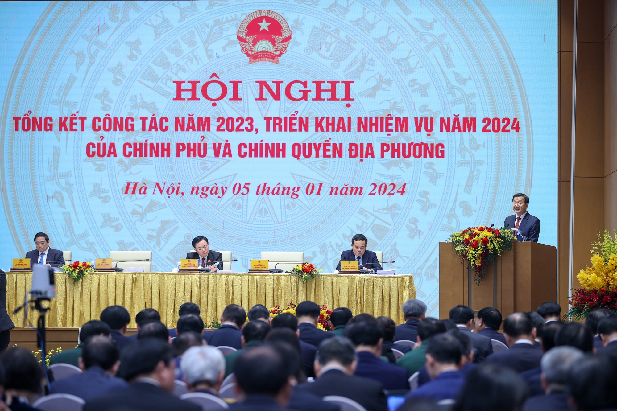 Kinh tế Việt Nam tiếp tục là điểm sáng, toàn bộ chỉ tiêu về xã hội đều đạt và vượt mục tiêu đề ra- Ảnh 3.