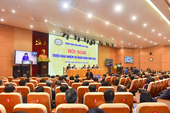 Thống đốc NHNN Nguyễn Thị Hồng: Linh hoạt chính sách tiền tệ, ổn định hệ thống
- Ảnh 2.