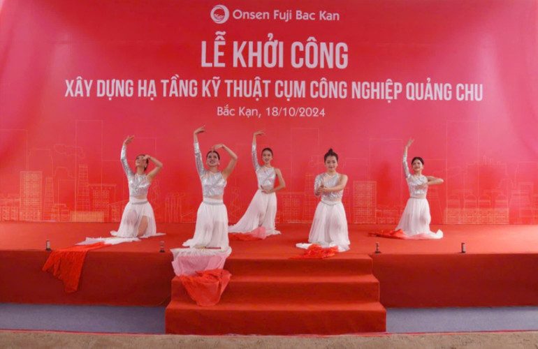 Bắc Kạn: Khởi công xây dựng hạ tầng Cụm công nghiệp Quảng Chu- Ảnh 2.