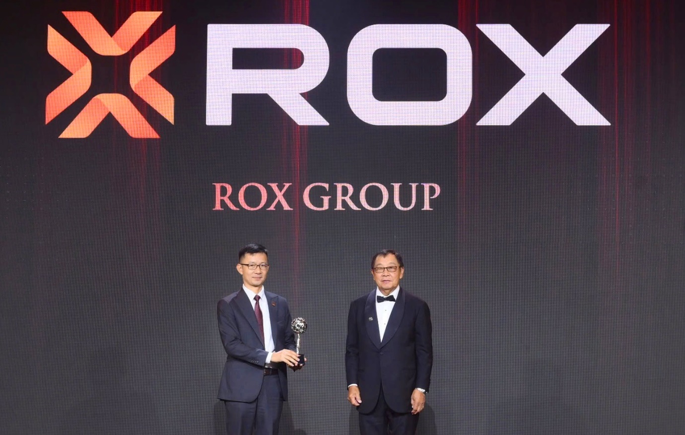 ROX Group xuất sắc nhận “cú đúp” giải thưởng tại APEA 2024- Ảnh 2.