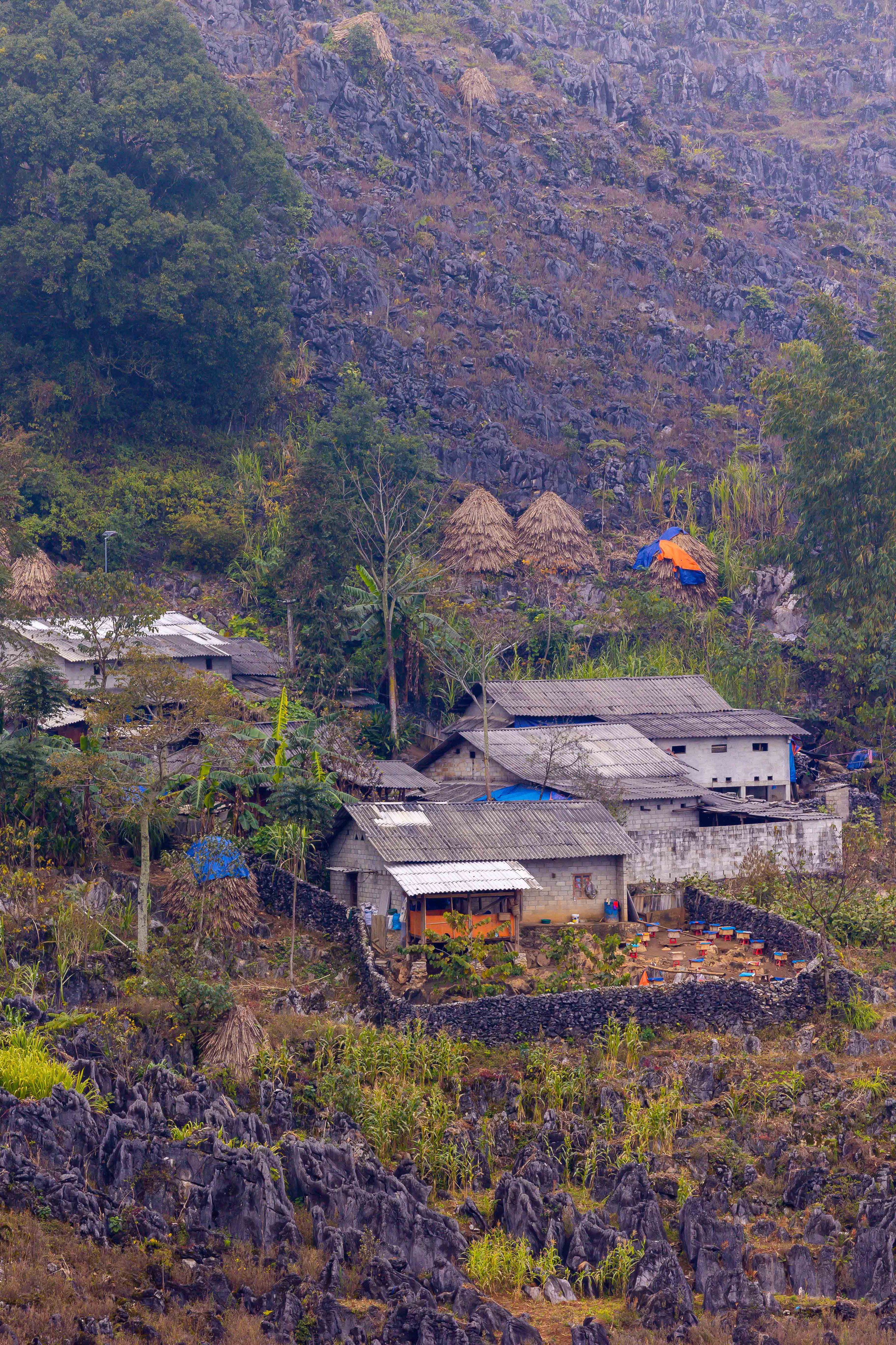 Photo Travel: Thẩm Mã, dốc thử ngựa trên cao nguyên đá- Ảnh 3.