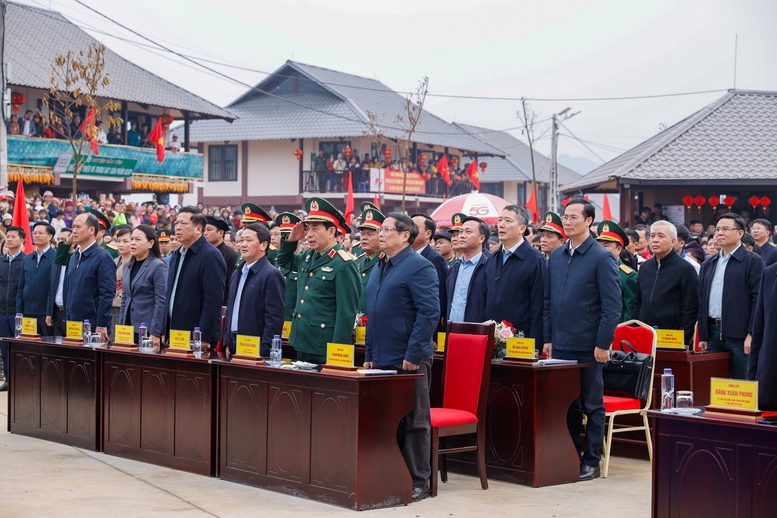 Thủ tướng: "Sự sống nảy sinh từ cái chết" ở Làng Nủ, Nậm Tông, Kho Vàng- Ảnh 7.