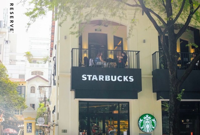 Nửa năm rút khỏi 'đất vàng' Hàn Thuyên, Starbucks Reserve sắp mở tại tòa nhà chọc trời cao thứ 2 TP. HCM và thứ 4 của Việt Nam- Ảnh 1.