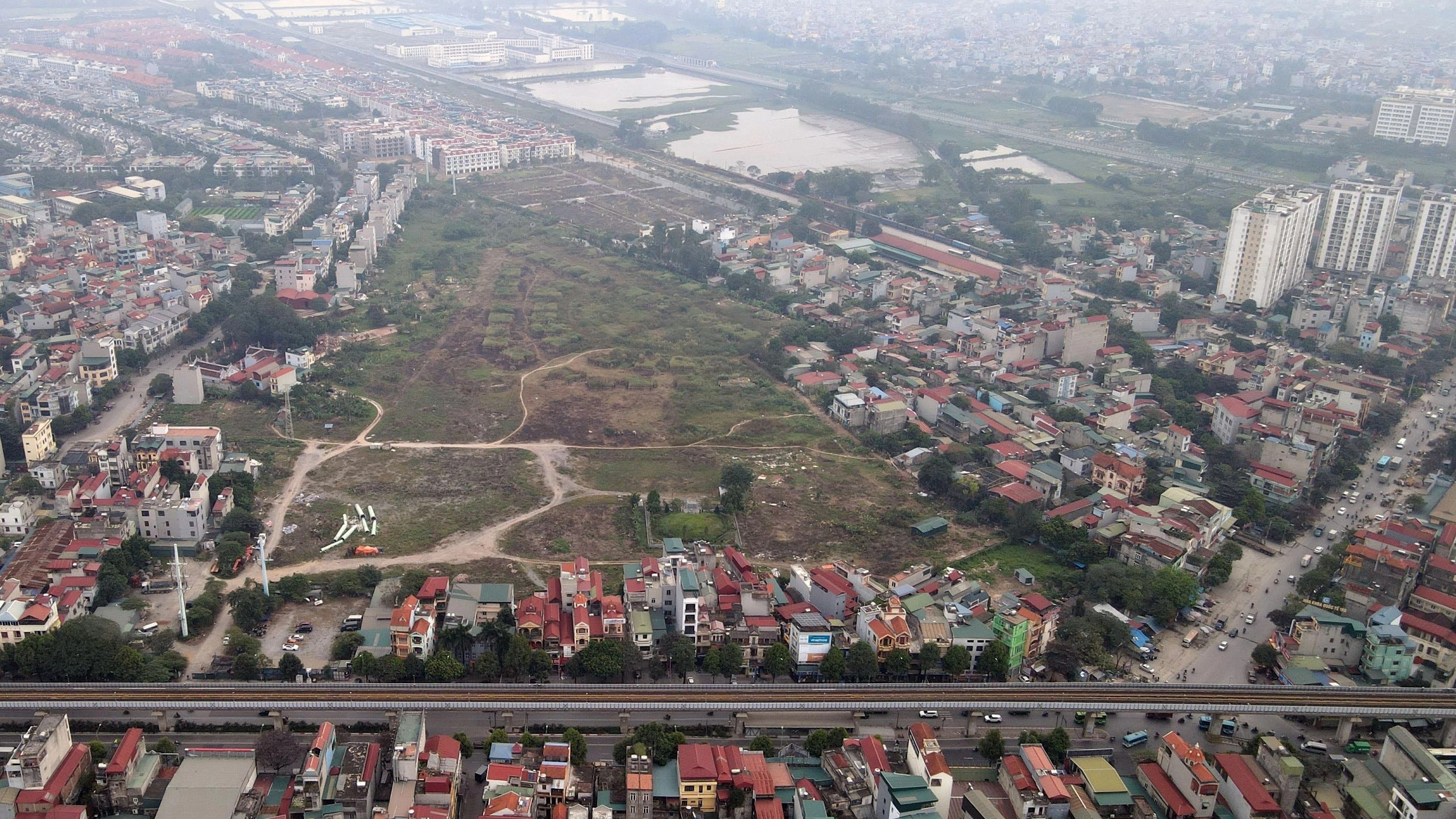 Hơn 2 thập kỷ sau mở rộng Thủ đô, loạt dự án đón đầu quy hoạch vẫn bỏ hoang- Ảnh 6.