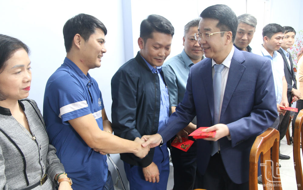 Lãnh đạo tỉnh Thái Nguyên thăm, động viên doanh nghiệp dịp đầu Xuân- Ảnh 17.
