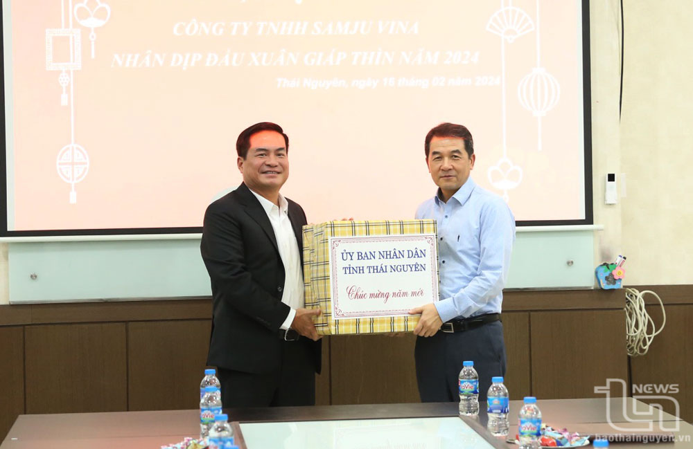 Lãnh đạo tỉnh Thái Nguyên thăm, động viên doanh nghiệp dịp đầu Xuân- Ảnh 16.