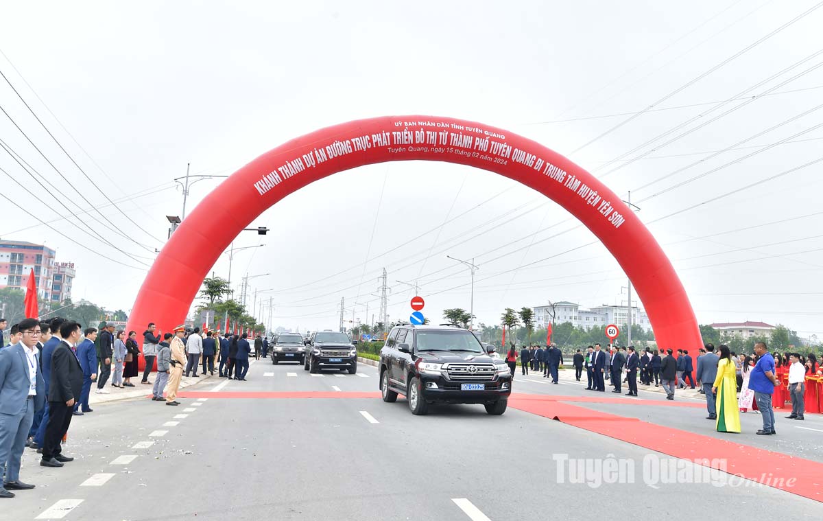 Tuyên Quang: Khánh thành Dự án đường trục phát triển đô thị từ thành phố đi trung tâm huyện Yên Sơn- Ảnh 7.