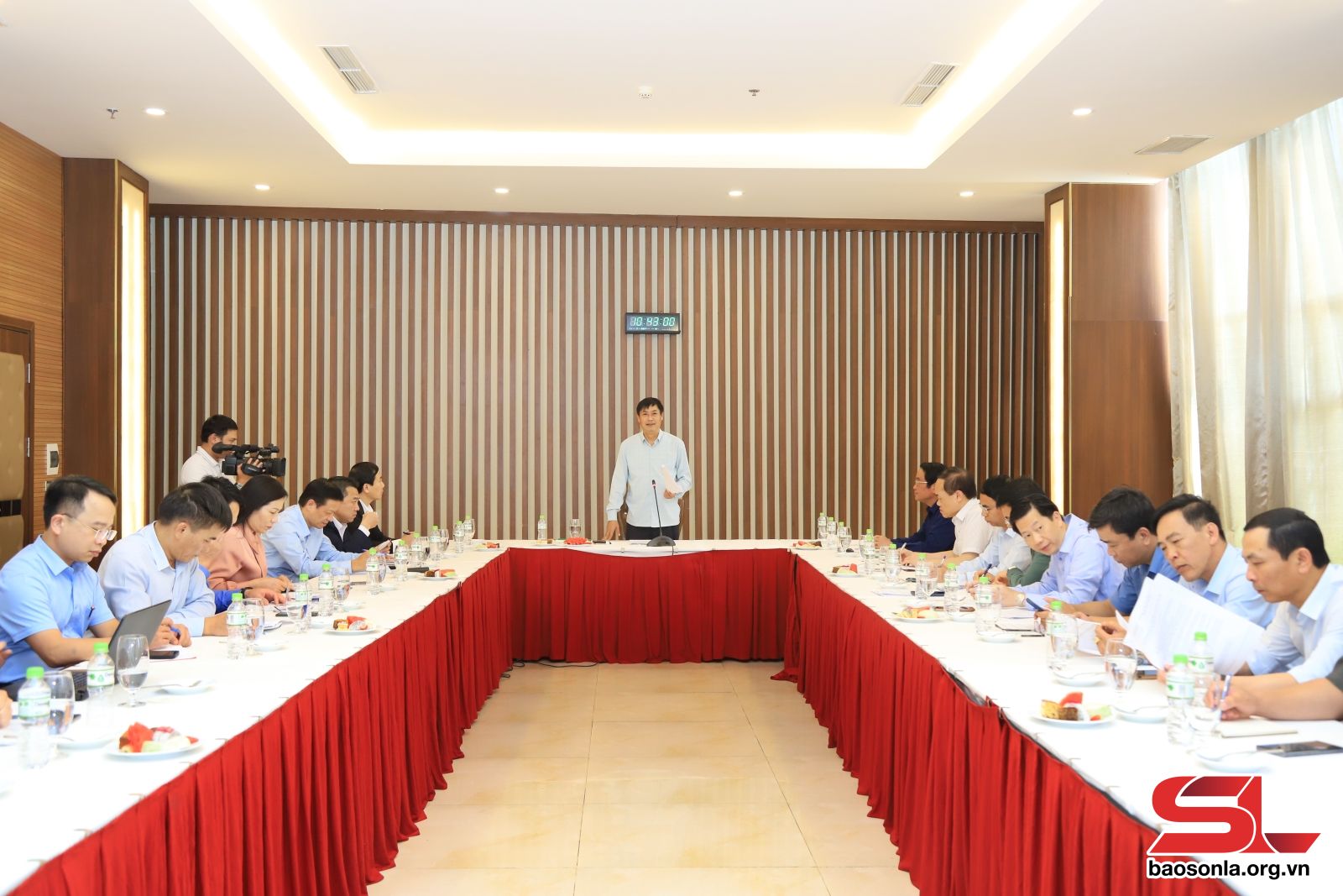 Sơn La: Đồng chí Bí thư Tỉnh ủy kiểm tra công tác chuẩn bị đầu tư tuyến đường cao tốc Hòa Bình - Mộc Châu- Ảnh 4.