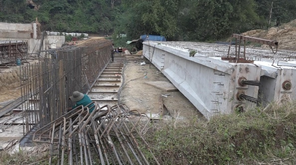 Cao Bằng: Huyện Bảo Lâm huy động nguồn lực xây dựng cơ sở hạ tầng thiết yếu- Ảnh 1.
