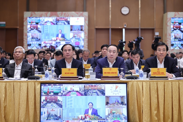Thứ trưởng Bộ Xây dựng Nguyễn Văn Sinh: Có địa phương từ năm 2021 đến nay không có dự án nhà ở xã hội- Ảnh 2.
