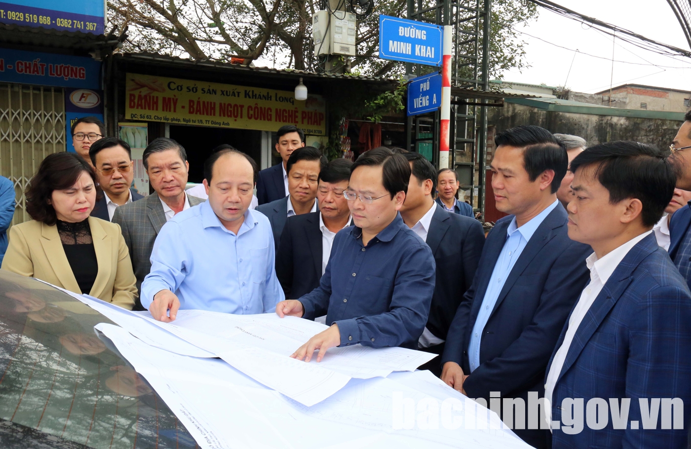 Bắc Ninh: Bí thư Tỉnh ủy kiểm tra thực địa và gỡ vướng dự án đầu tư xây dựng đường tỉnh 295B- Ảnh 1.