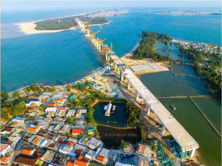 Cận cảnh công trình cầu vượt biển Thuận An, TP. Huế