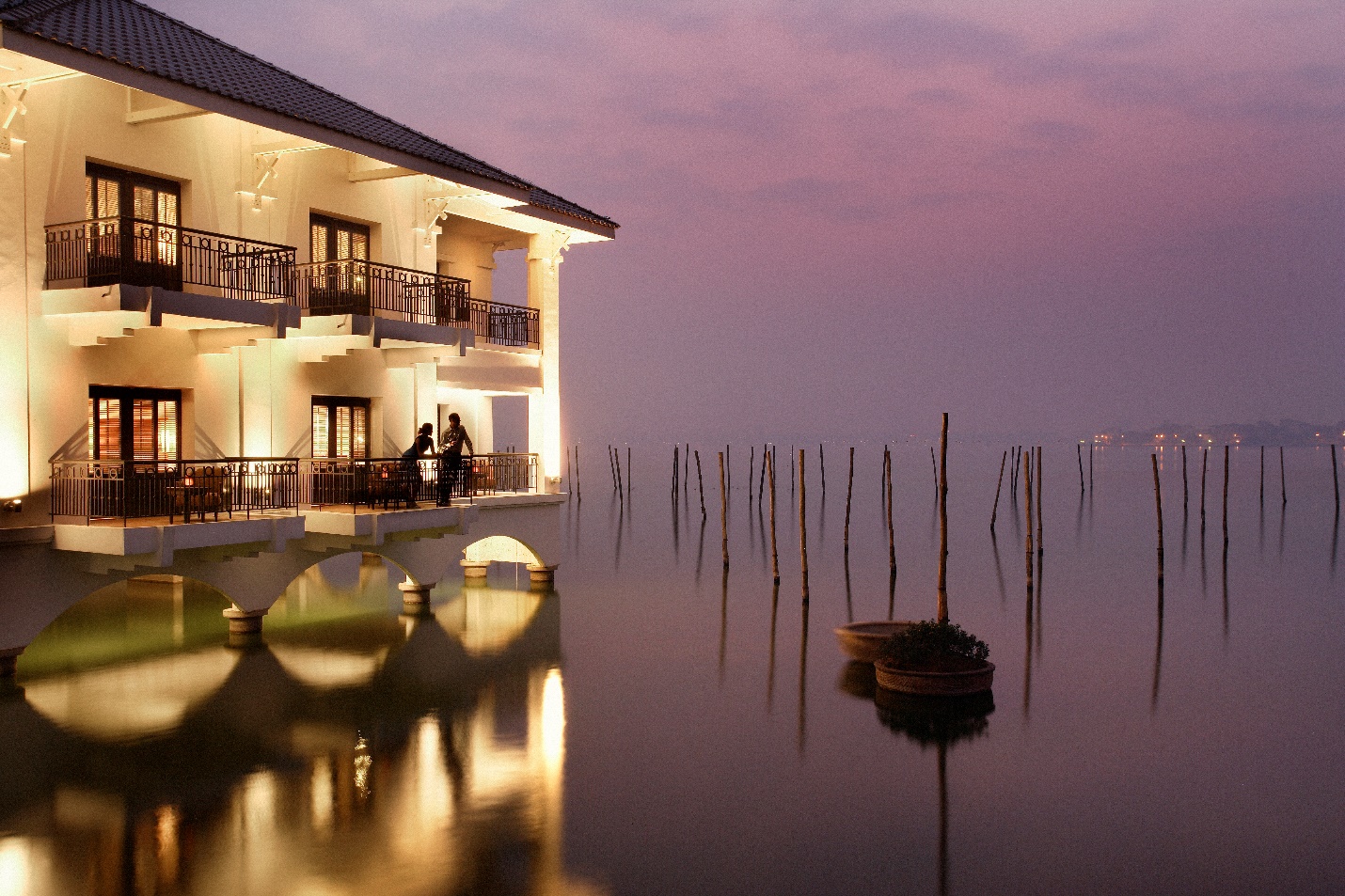 InterContinental Hanoi Westlake: Top 10 Khách sạn Trong Phố Tốt nhất Việt Nam- Ảnh 2.