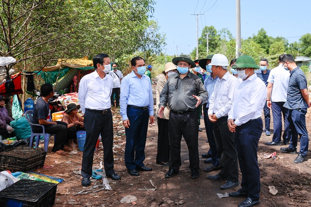 Thủ tướng Phạm Minh Chính khảo sát, chỉ đạo giải quyết các vấn đề cấp bách tại Phú Quốc- Ảnh 8.