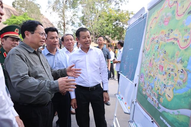Thủ tướng Phạm Minh Chính khảo sát, chỉ đạo giải quyết các vấn đề cấp bách tại Phú Quốc- Ảnh 3.