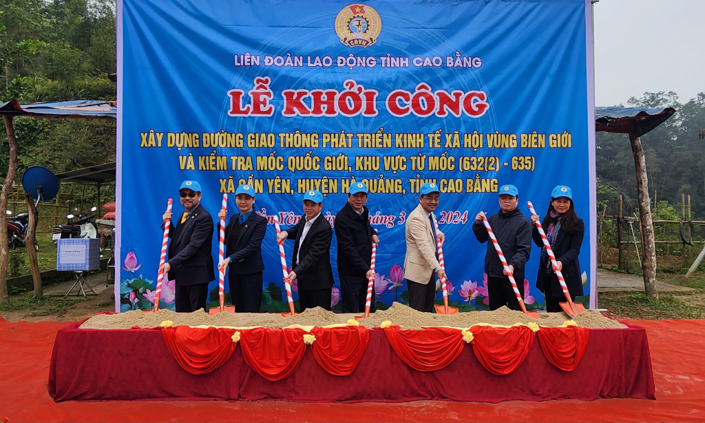 Cao Bằng: Khởi công xây dựng đường giao thông phát triển KT-XH vùng biên giới huyện Hà Quảng- Ảnh 2.