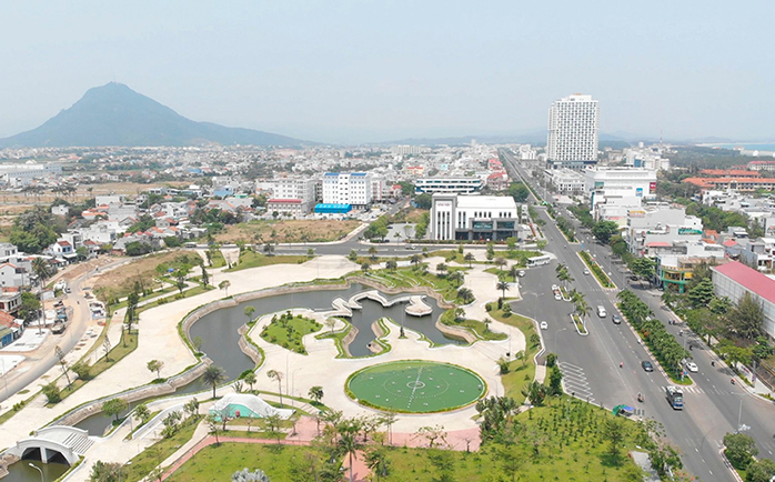 Phú Yên: Kêu gọi đầu tư 70 dự án trên 7 lĩnh vực- Ảnh 1.