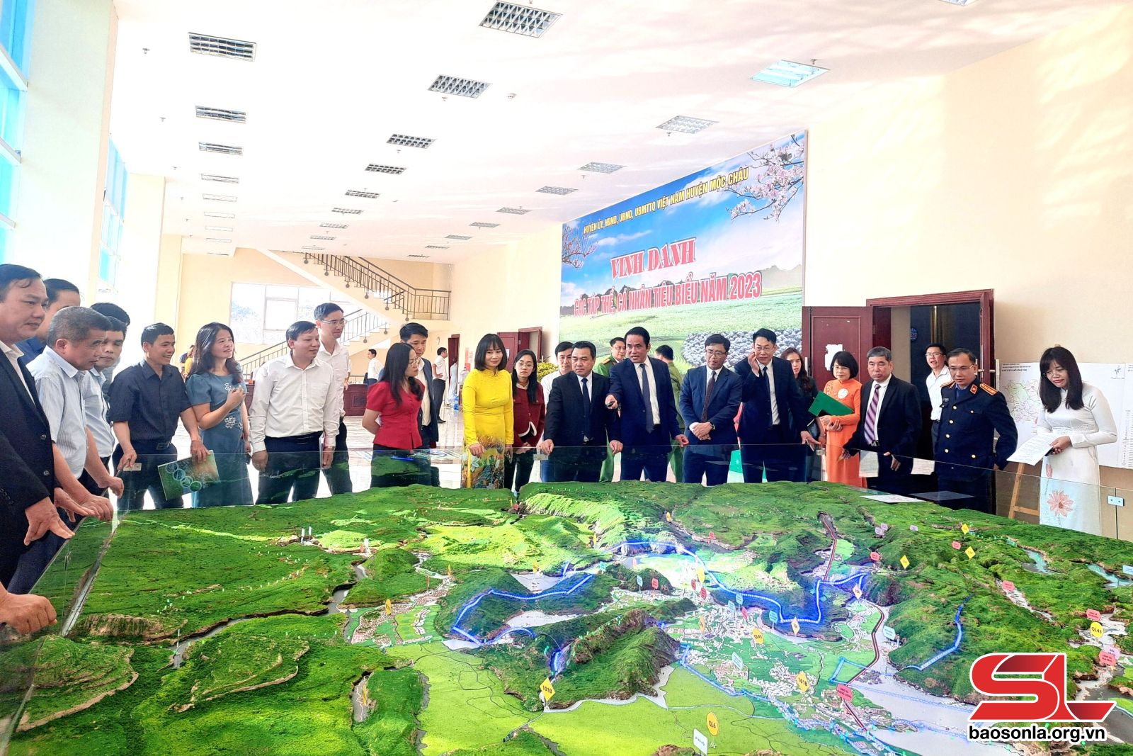 Sơn La: Công bố quy hoạch chung đô thị Mộc Châu- Ảnh 2.
