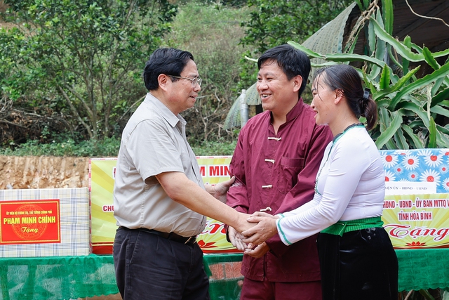 Thủ tướng Phạm Minh Chính: 'Ai có gì góp nấy' để xóa nhà tạm, nhà dột nát cho người nghèo- Ảnh 10.