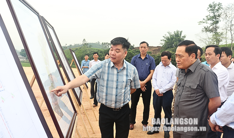 Lạng Sơn: Lãnh đạo UBND tỉnh kiểm tra tình hình triển khai kế hoạch phát triển kinh tế - xã hội tại huyện Hữu Lũng- Ảnh 2.