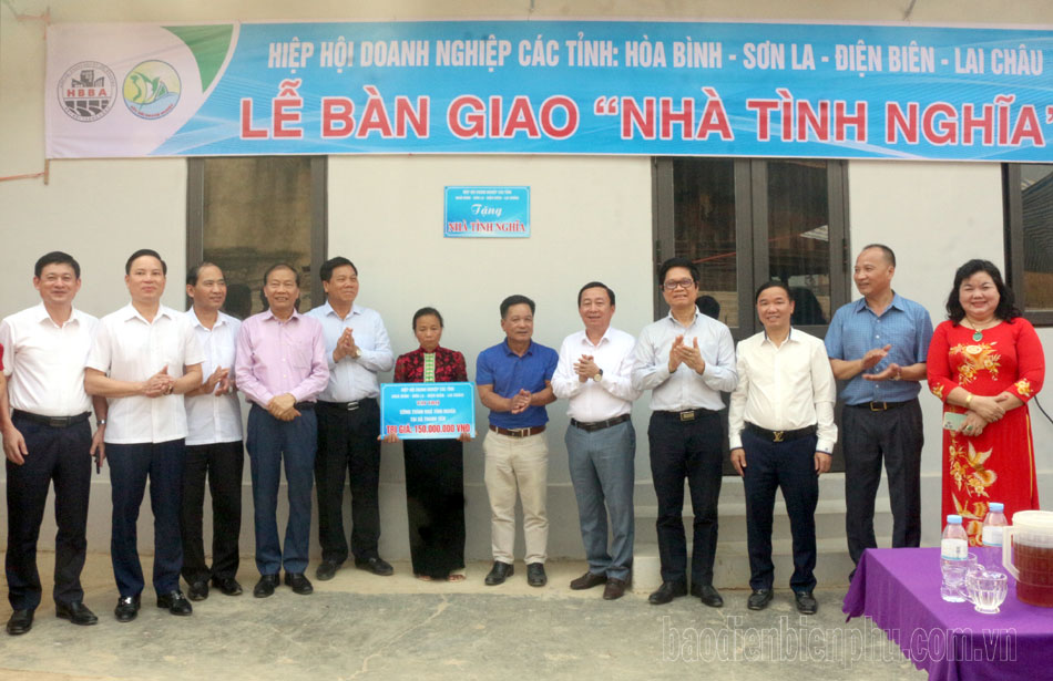 Điện Biên: Chủ tịch tỉnh gặp mặt Hiệp hội Doanh nghiệp các tỉnh Tây Bắc- Ảnh 3.