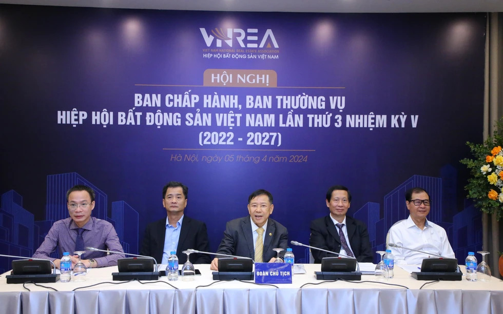 VNREA tiếp tục triển khai nhiều hoạt động hỗ trợ thiết thực cộng đồng doanh nghiệp bất động sản trong năm 2024- Ảnh 5.