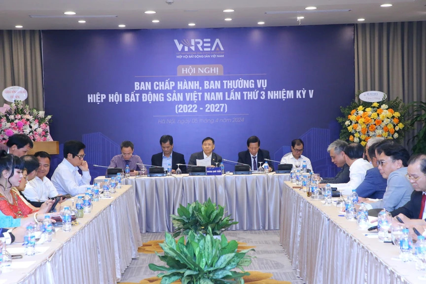 VNREA tiếp tục triển khai nhiều hoạt động hỗ trợ thiết thực cộng đồng doanh nghiệp bất động sản trong năm 2024- Ảnh 1.