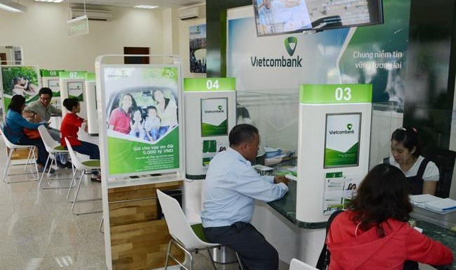 Vietcombank triển khai chương trình giảm lãi suất cho vay hỗ trợ và thúc đẩy tăng trưởng kinh tế năm 2024- Ảnh 2.