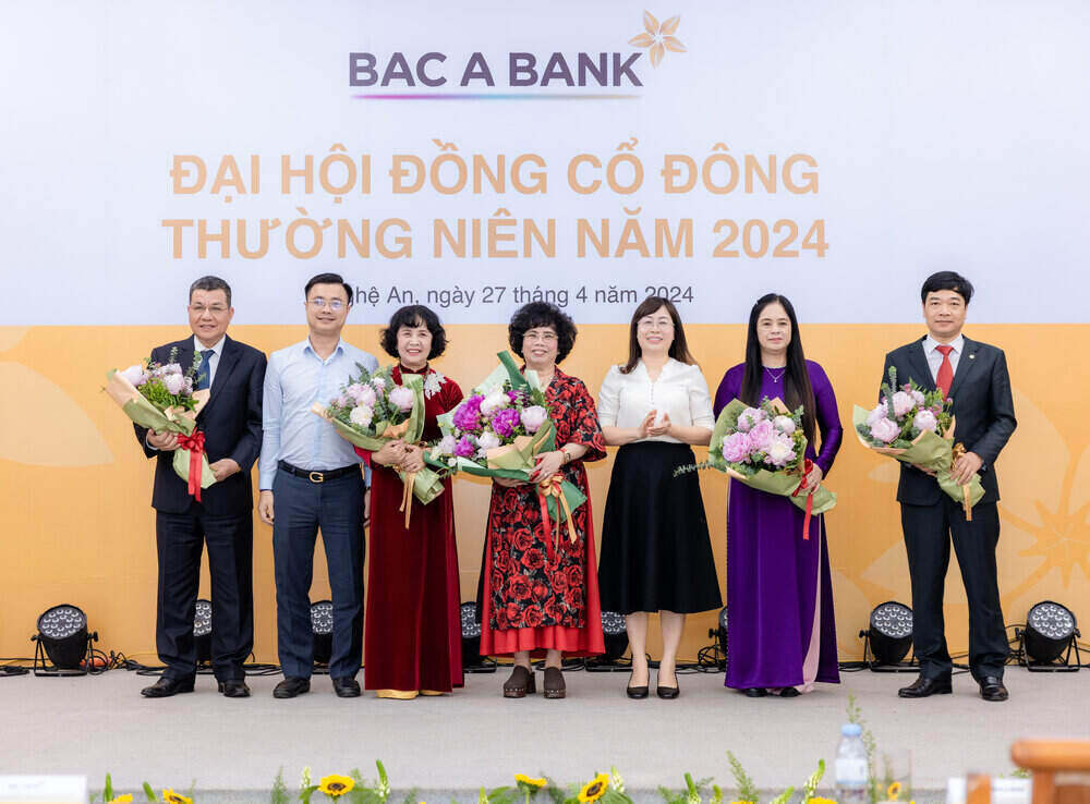 BAC A BANK ra mắt thành viên hội đồng quản trị nhiệm kỳ mới với mục tiêu tăng trưởng- Ảnh 4.