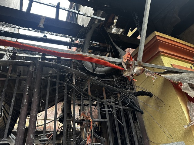 Khẩn trương chăm sóc, hỗ trợ tối đa người bị nạn trong vụ cháy nhà trọ ở Hà Nội- Ảnh 5.