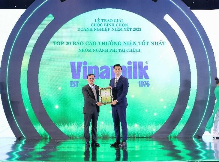 Vinamilk "Bội thu" giải thưởng phát triển bền vững- Ảnh 3.